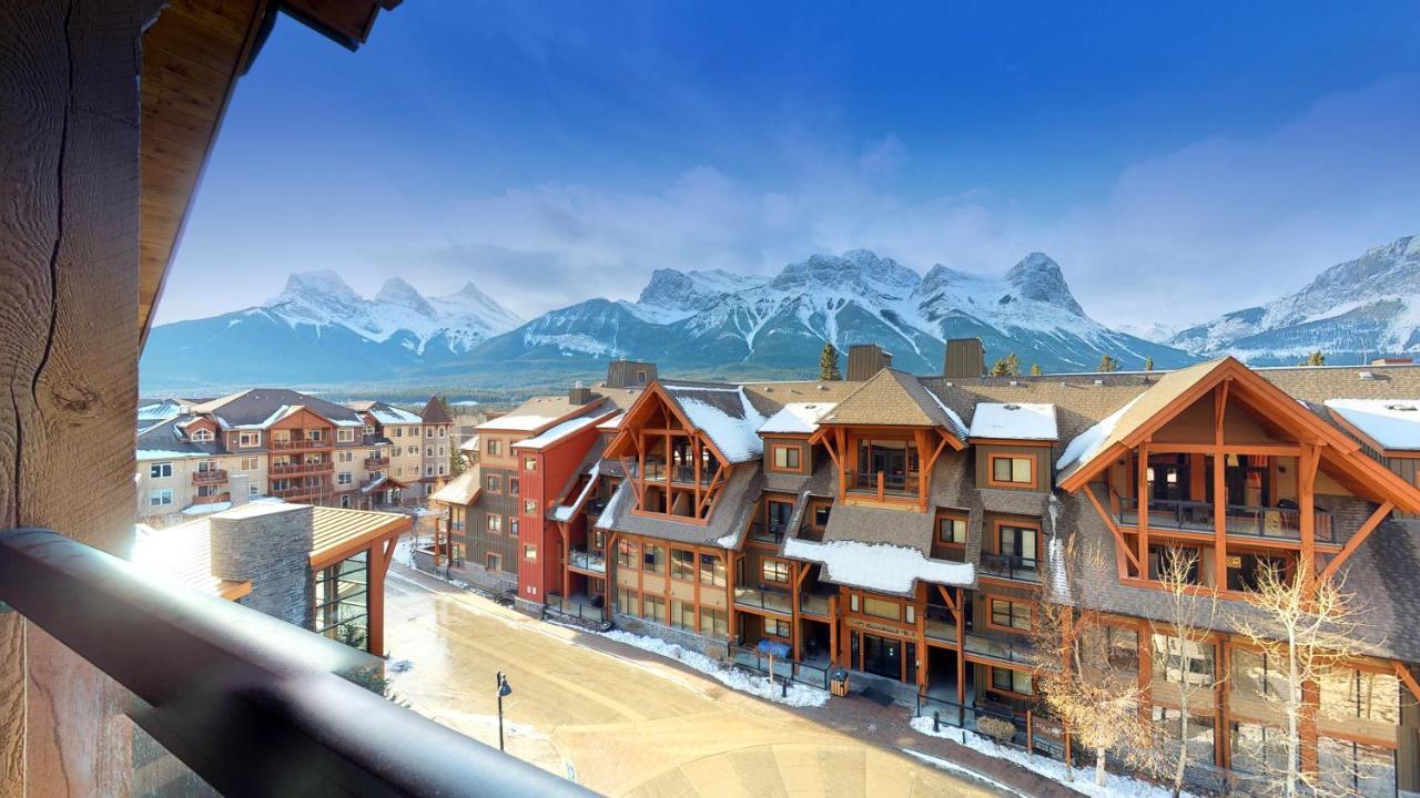 Spectacular Penthouse With Amazing Views, Indoor Pool And Hot Tub Hotel Canmore Eksteriør billede
