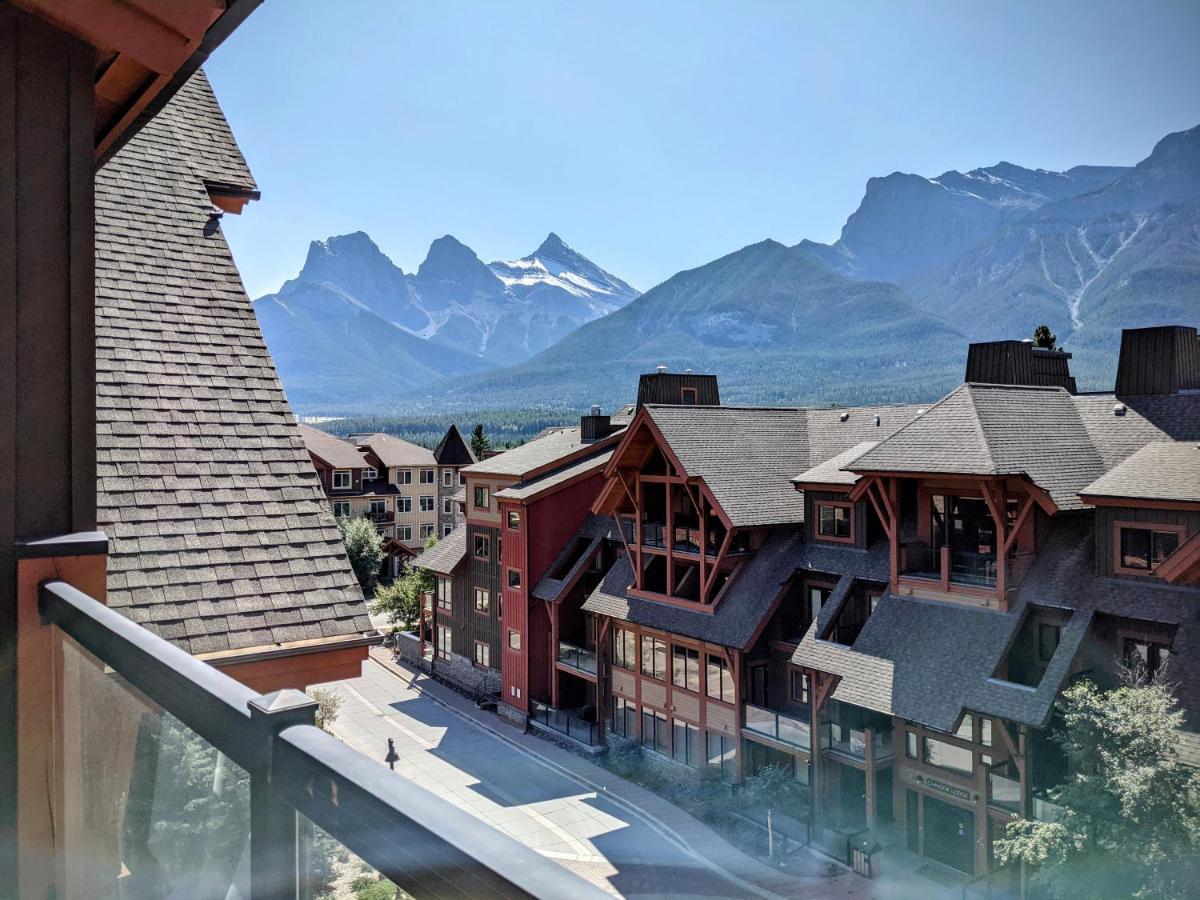 Spectacular Penthouse With Amazing Views, Indoor Pool And Hot Tub Hotel Canmore Eksteriør billede